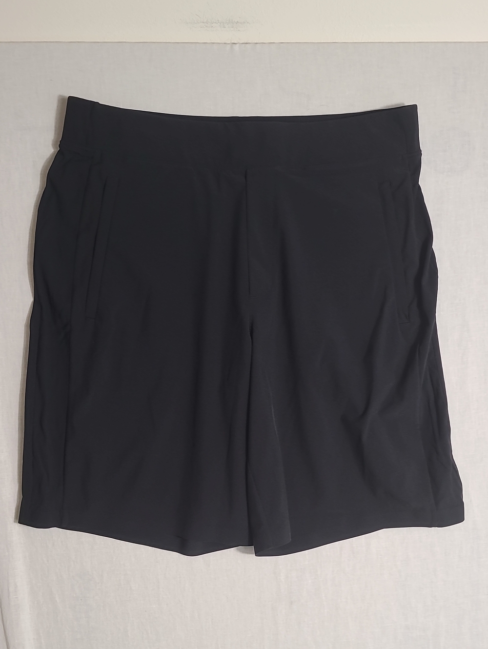 Athleta Brooklyn Black Women's Bermuda Pull-on Shorts Size 14